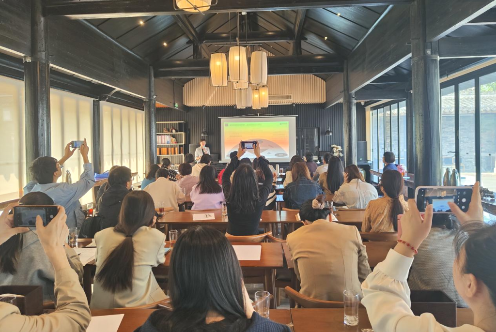 凯时尊龙科技受邀为宁波市高新技术促进会会员单位作研发管理体系标准化构建主题培训(图2)